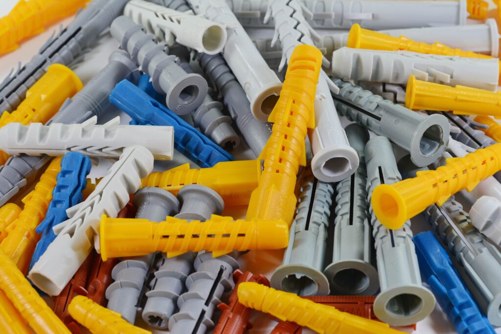 plastic anchor wall plugs and nylon wall plugs